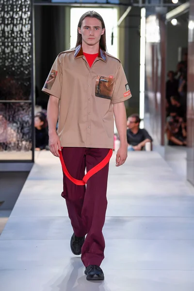 Look 108